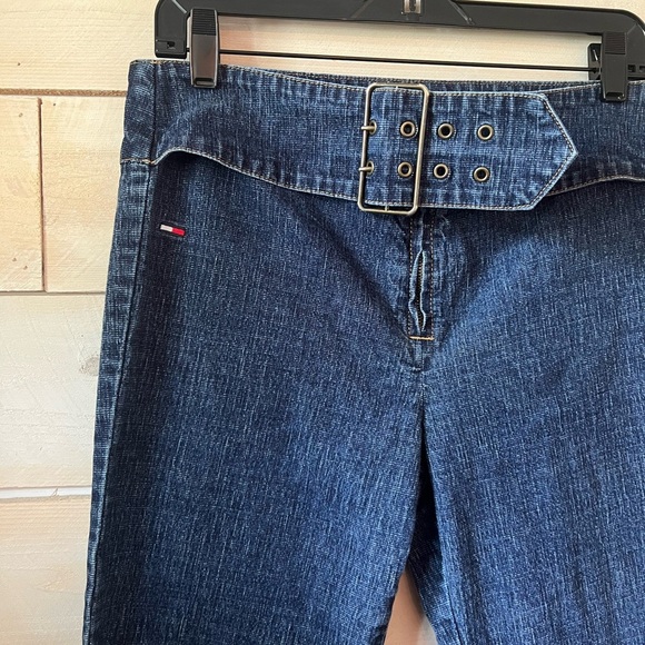 Tommy Hilfiger Vintage Y2K Low Rise Jeans with Built in Belt Detail sz S/M - Picture 2 of 9